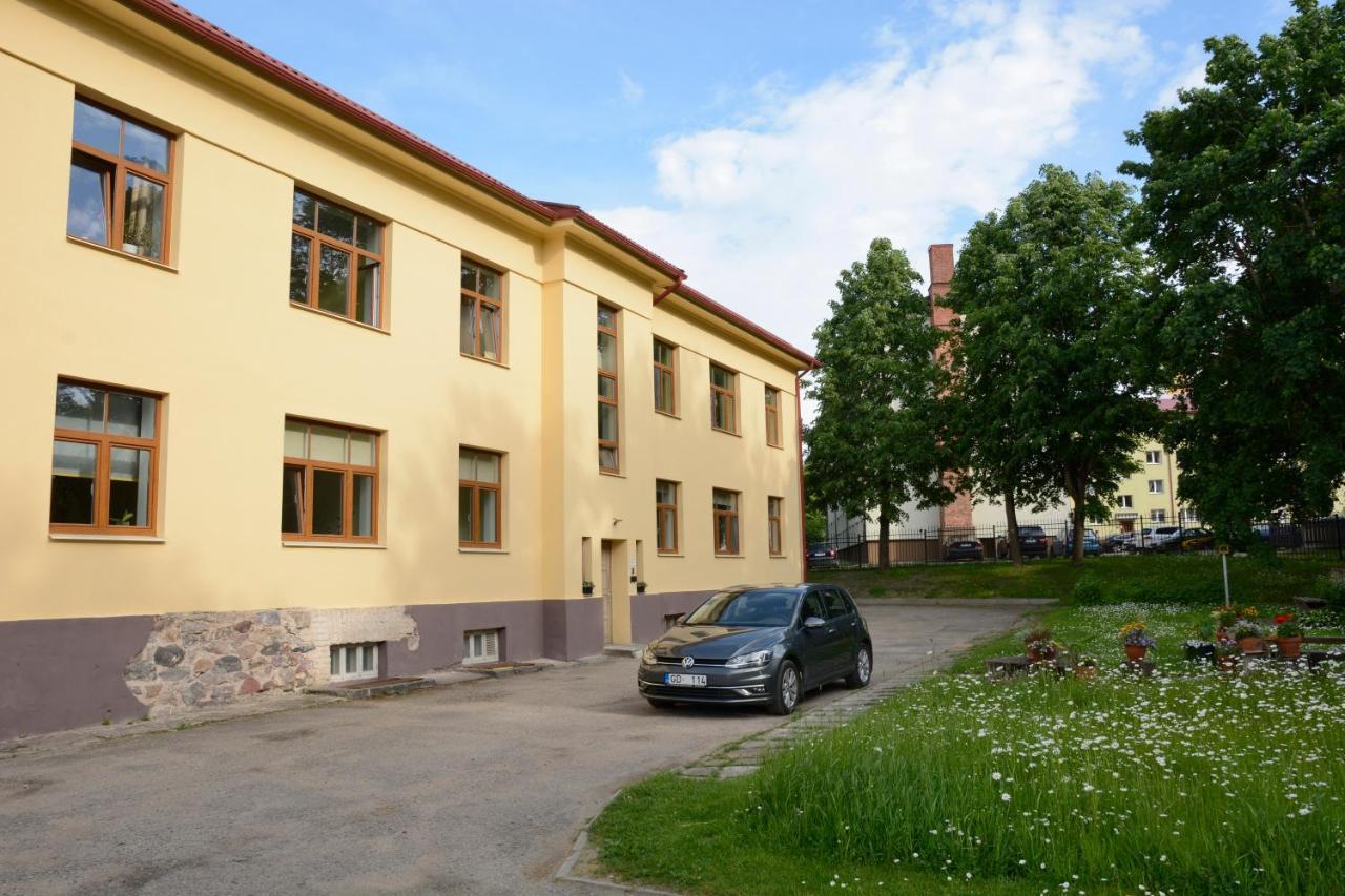 Baumanis Apartamenti Apartman Valmiera Kültér fotó